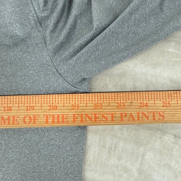 Johnnie-O Performance 1/4 Zip Pullover Top Mens Size Medium Gray Athleisure Soft - Picture 7 of 8